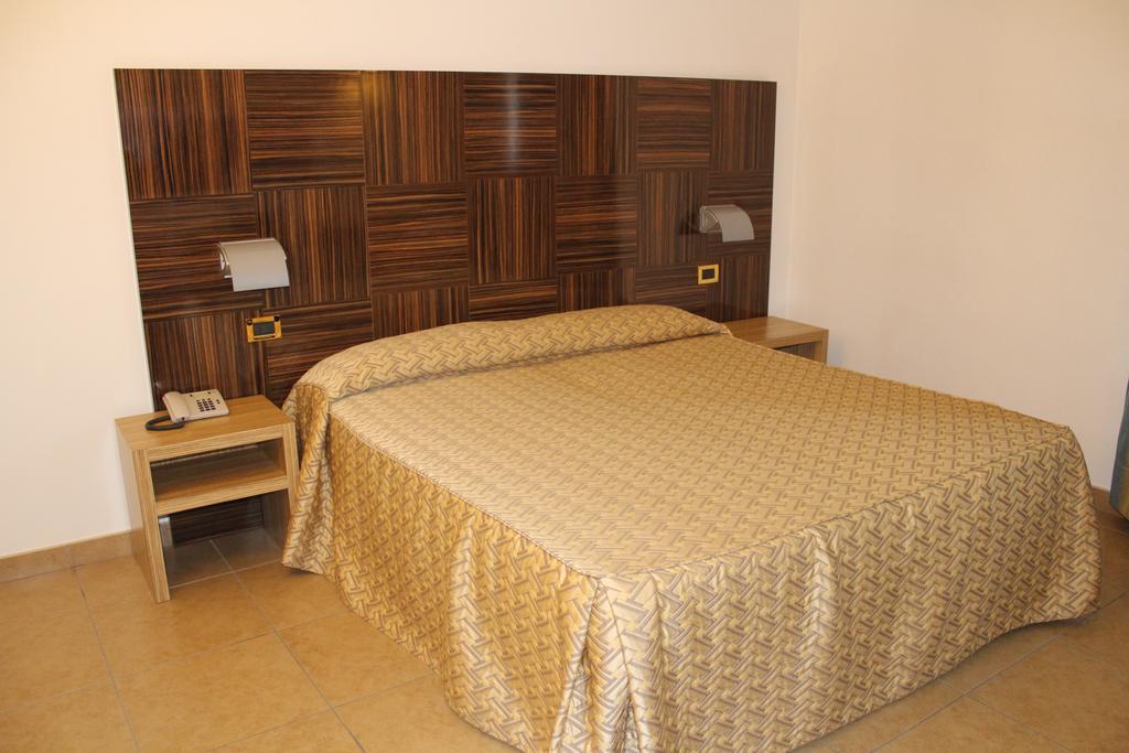 Hotel Riverside